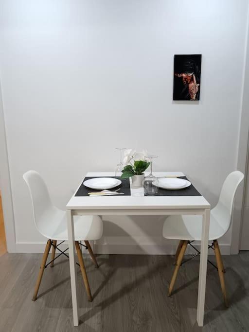 Apartamento Acogedor. Gelves Bagian luar foto